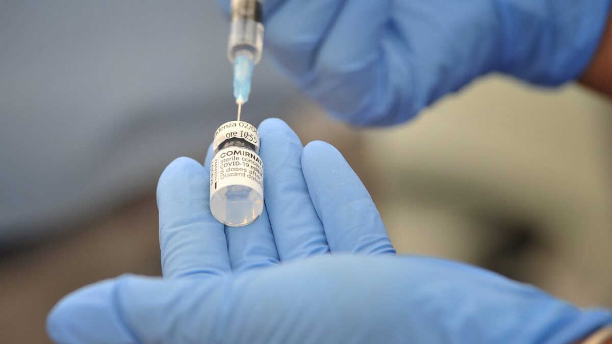 In Italia 10 milioni di vaccinati. Ma serve un’accelerata
