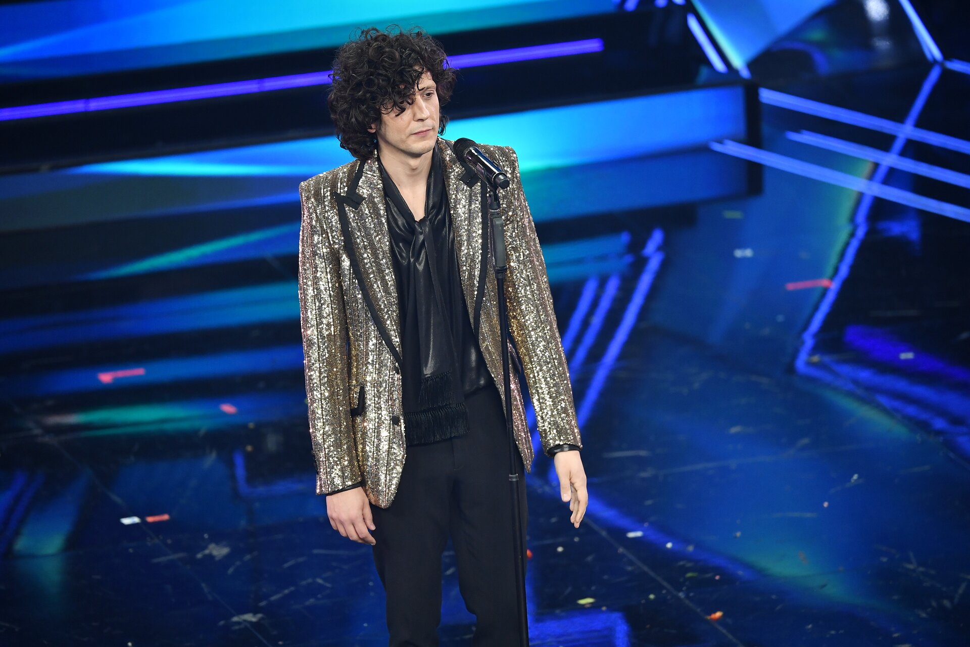 Un milione di cose da dirti, Ermal Meta: la canzone di Sanremo 2021 sulla gioia della consapevolezza di aver avuto qualcosa di importante
