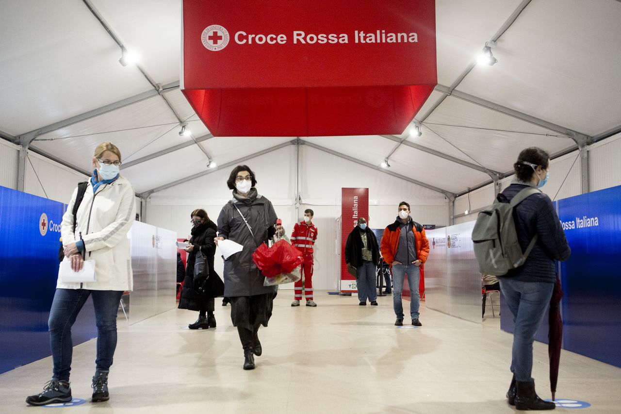 Coronavirus, 10 marzo: 22.409 nuovi casi e 489 ricoverati in più