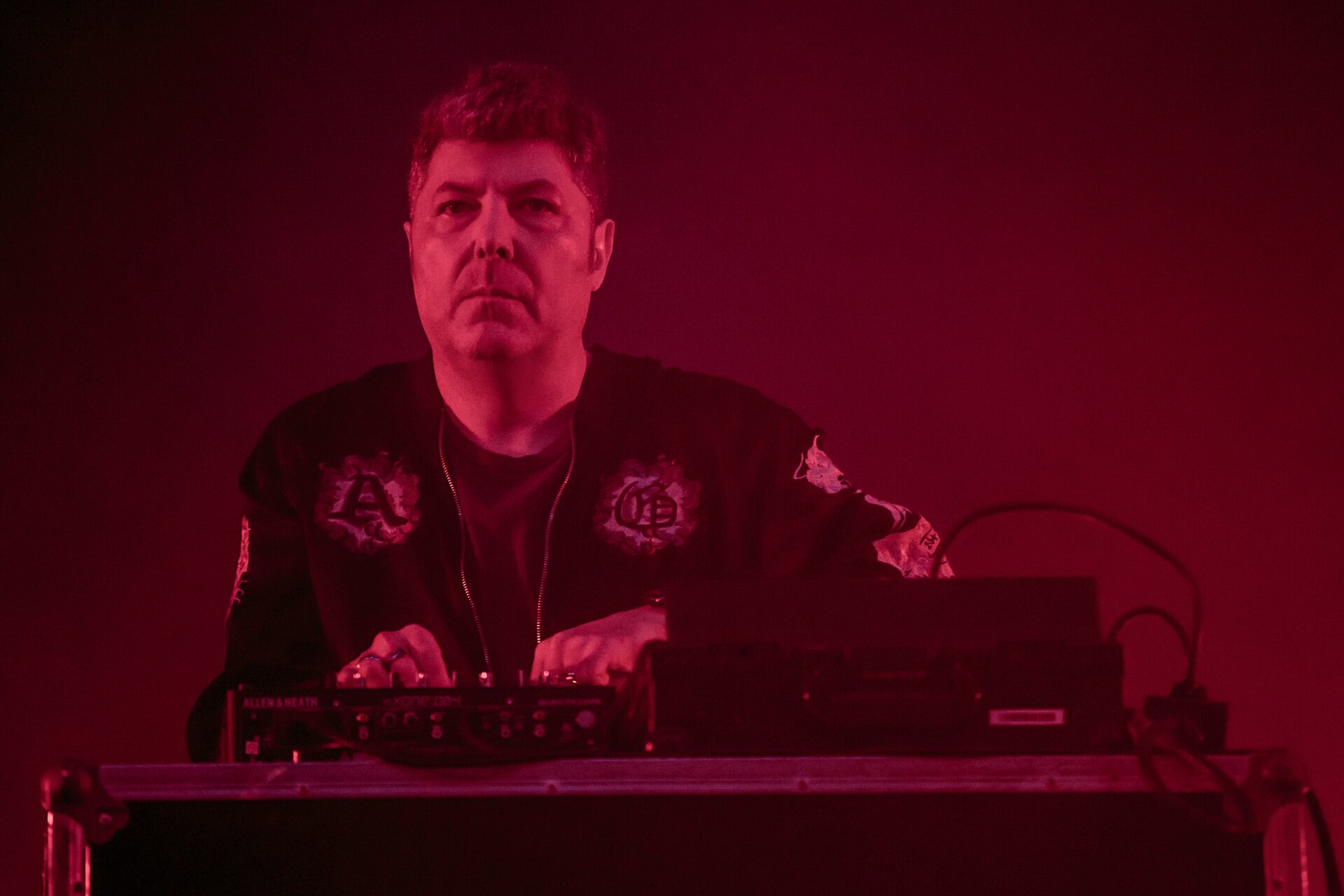 Claudio Coccoluto è morto, il dj aveva 59 anni: il ricordo di amici e colleghi