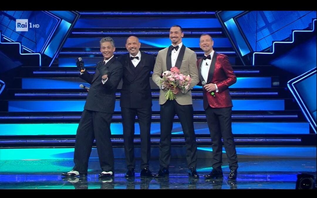 Sanremo 2021, Ibrahimović e Mihajlović cantano “Io vagabondo” con Fiorello ed Amadeus