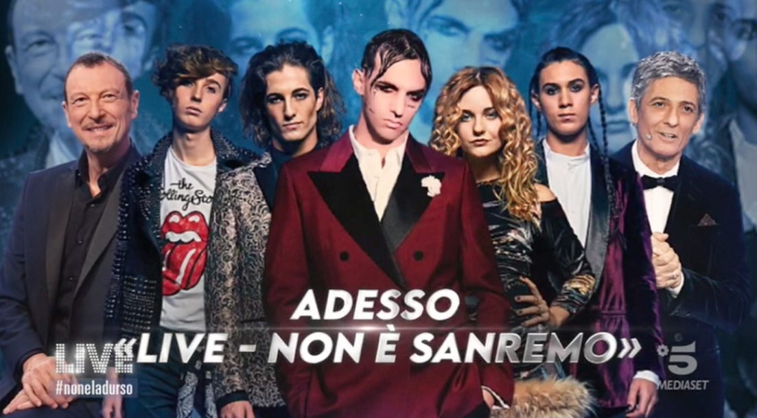 Live – Non è Sanremo, Barbara d’Urso fa il suo Dopo Festival. Salvini critica il mancato omaggio a Stefano d’Orazio