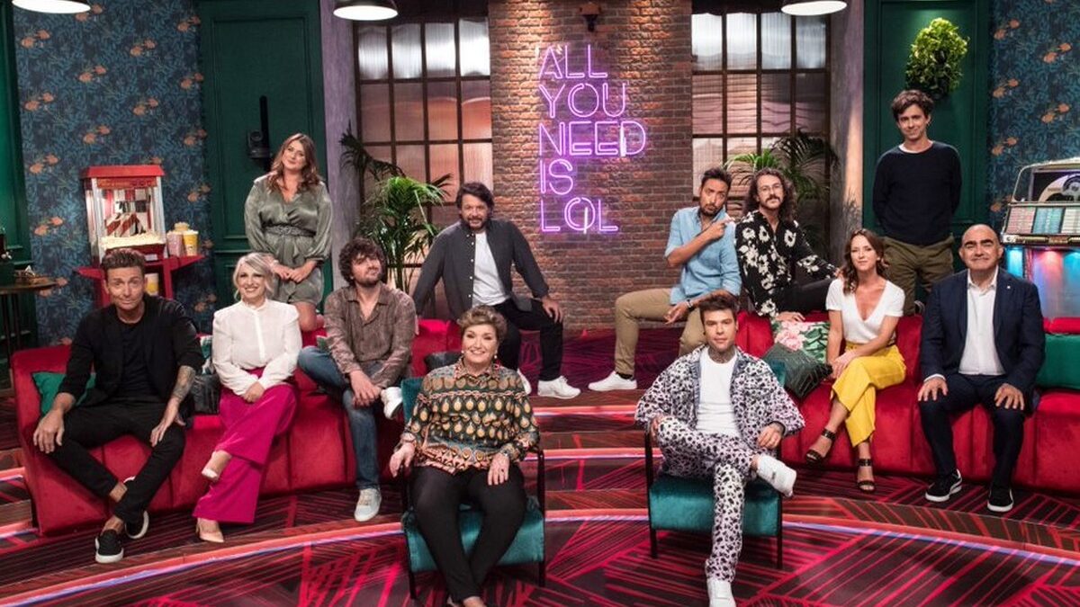 LOL – Chi ride è fuori, come vedere tutte le scene extra e i contenuti speciali?