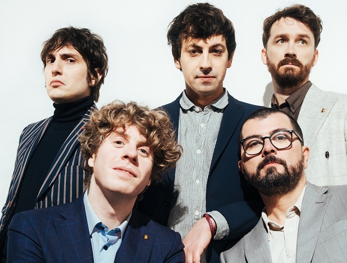 Sanremo 2021, Lo Stato Sociale: “L’idea per ‘Combat Pop’ era di fare una canzone che mettesse insieme lo spirito critico e il popolare, il pop”