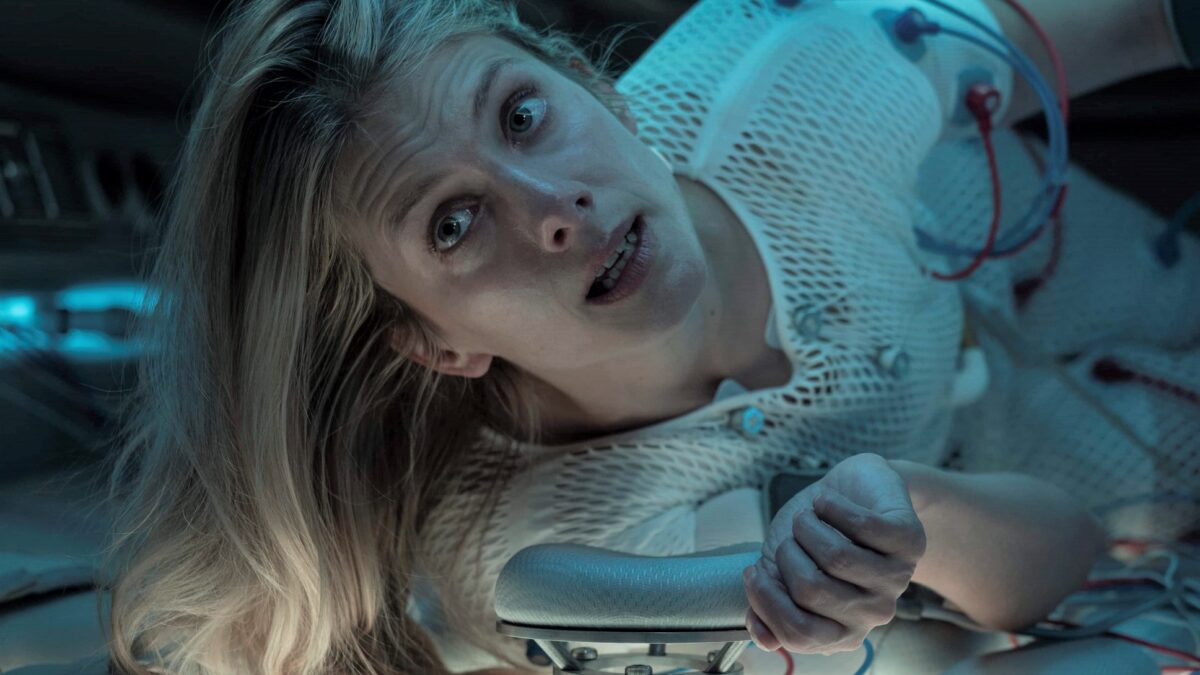 Oxygène: trailer italiano del thriller fantascientifico Netflix con Mélanie Laurent