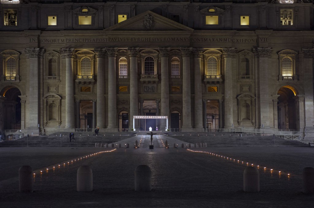 Pasqua 2021 in tv, la Settimana Santa (e ancora solitaria) di Papa Francesco