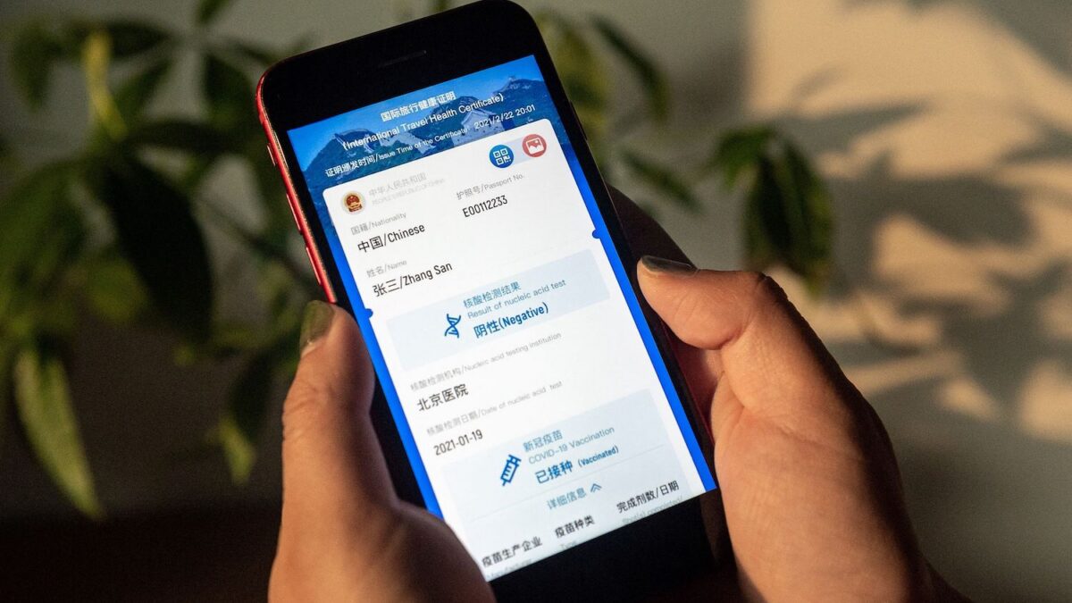 Come funziona il passaporto vaccinale lanciato in Cina