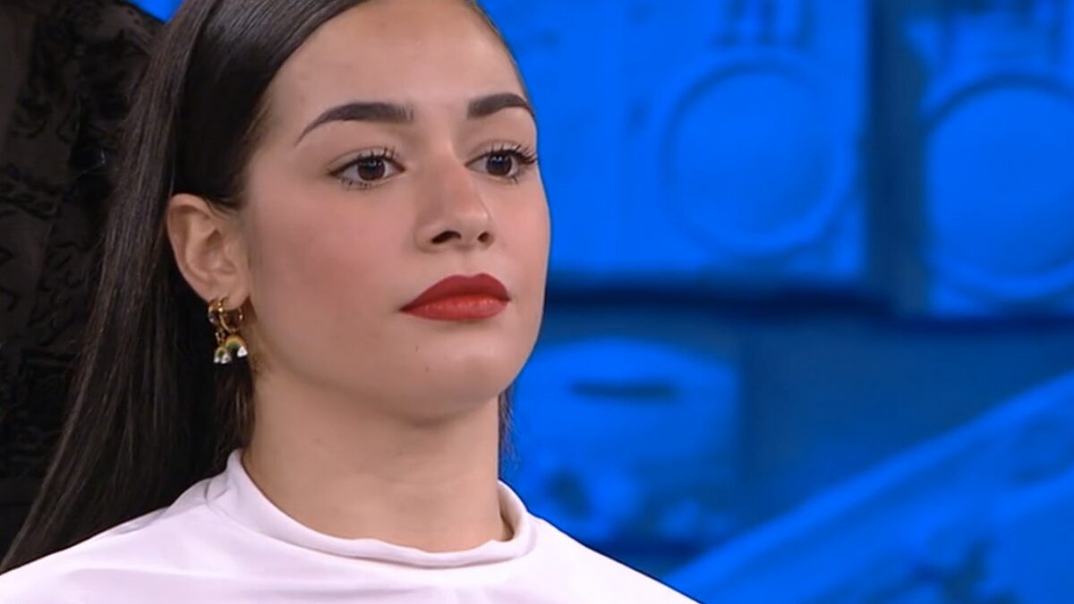 Amici 20, ex ballerino del talent contro Rosa di Grazia: “Non può rispondere ad un’insegnante”