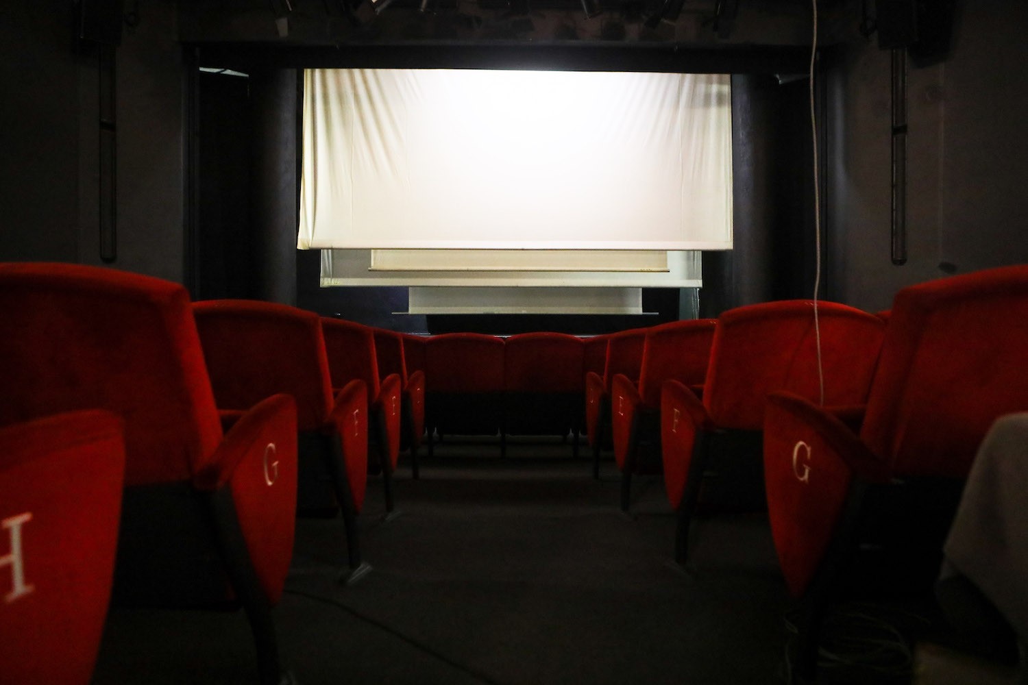 Gli spettacoli aperti al pubblico riprendono in zona gialla dal 27 marzo. Tutte le norme da rispettare