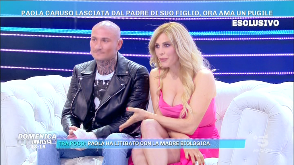 Paola Caruso presenta il suo nuovo fidanzato a Domenica Live: ecco chi è