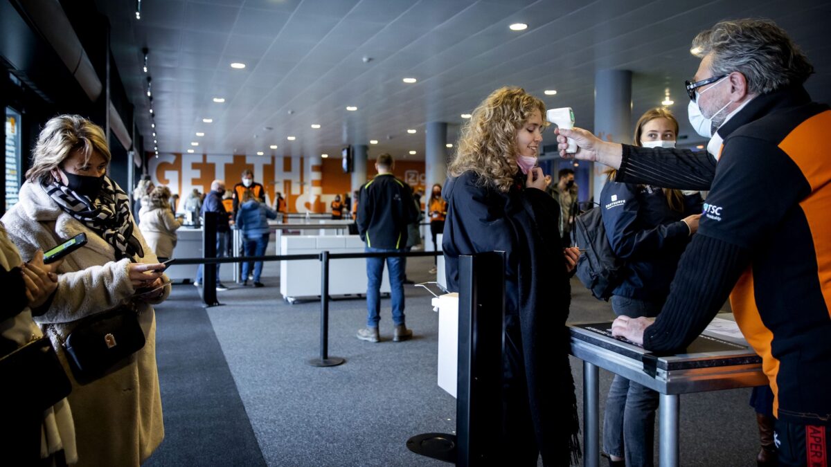 Amsterdam, riaperto lo Ziggo Dome per esaminare i rischi di contagio da Covid-19: quando in Italia?