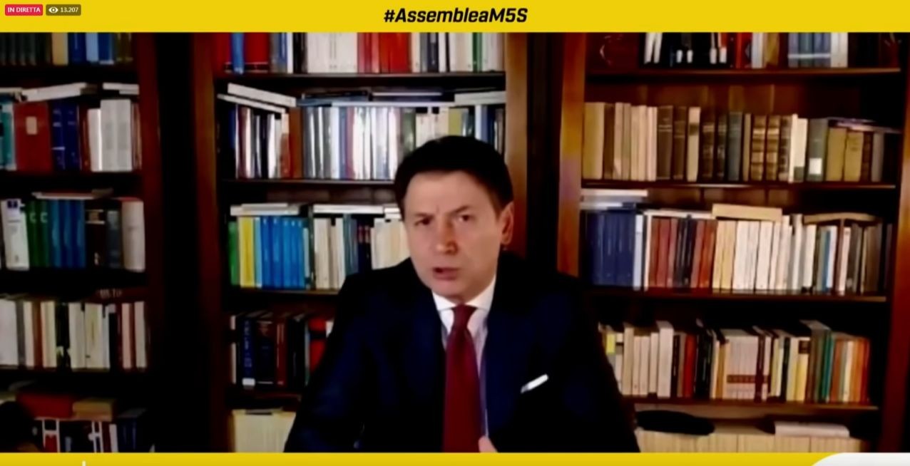 Conte lancia il nuovo M5S: “Parole d’ordine onestà e coraggio”