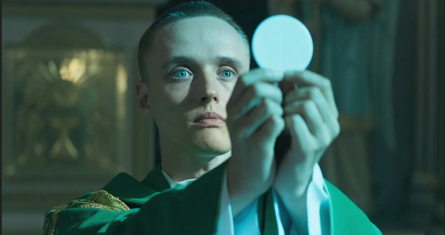 Corpus Christi: trailer italiano del film di Jan Komasa (al cinema dal 6 maggio)