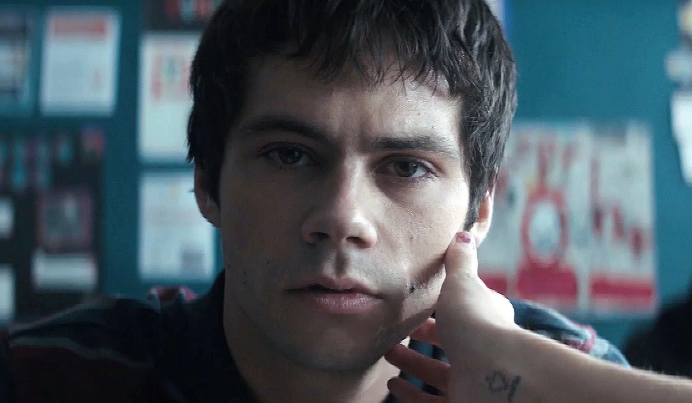 Flashback: trailer del thriller psicologico con Dylan O’Brien e Maika Monroe