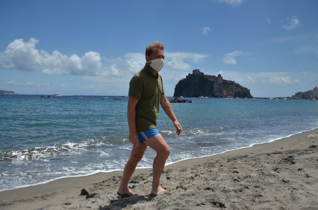Isole covid-free come la Grecia? Garavaglia: “Possiamo farlo”