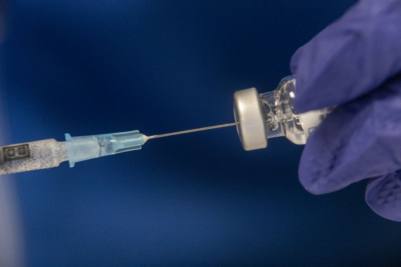 Vaccini: anche Johnson & Johnson ritarda le consegne, il motivo
