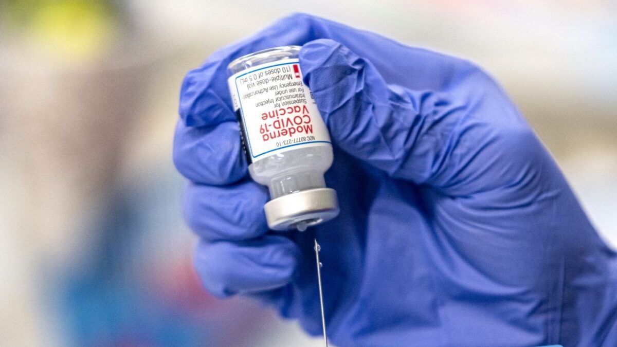 Coronavirus, il bollettino di oggi: 23.649 nuovi casi e 501 morti