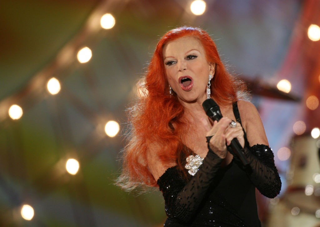 Gaffe di Sky Tg24, Milva scambiata per le imitazioni di Vladimir Luxuria ed Eva Grimaldi a Tale e quale show