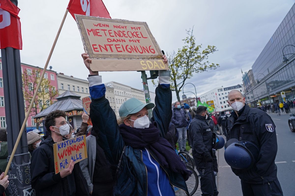 Berlino deve abolire la legge sul prezzo limite per l’affitto: le proteste