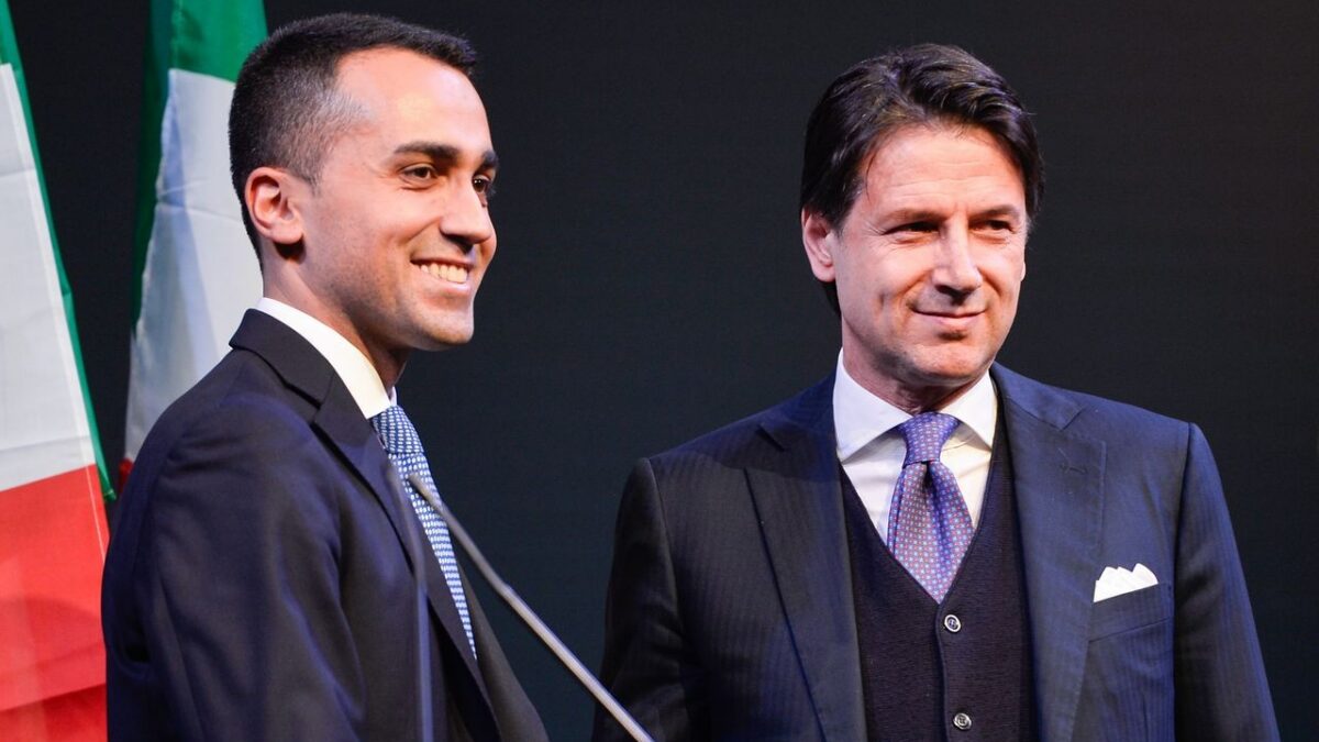 Il M5S dice addio a Rousseau: Casaleggio vuole troppi soldi