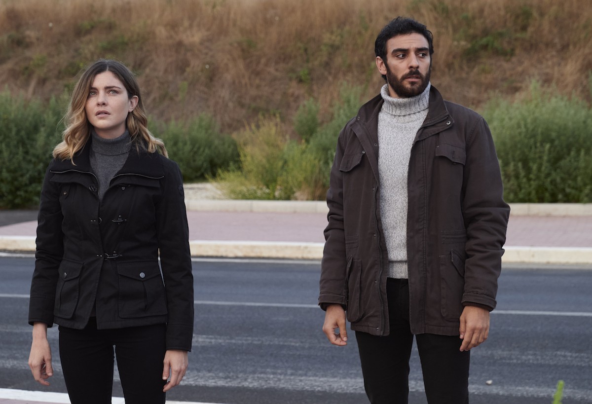 Eugenio Mastrandrea da La Fuggitiva su Rai 1 a From Scratch con Zoe Saldana su Netflix