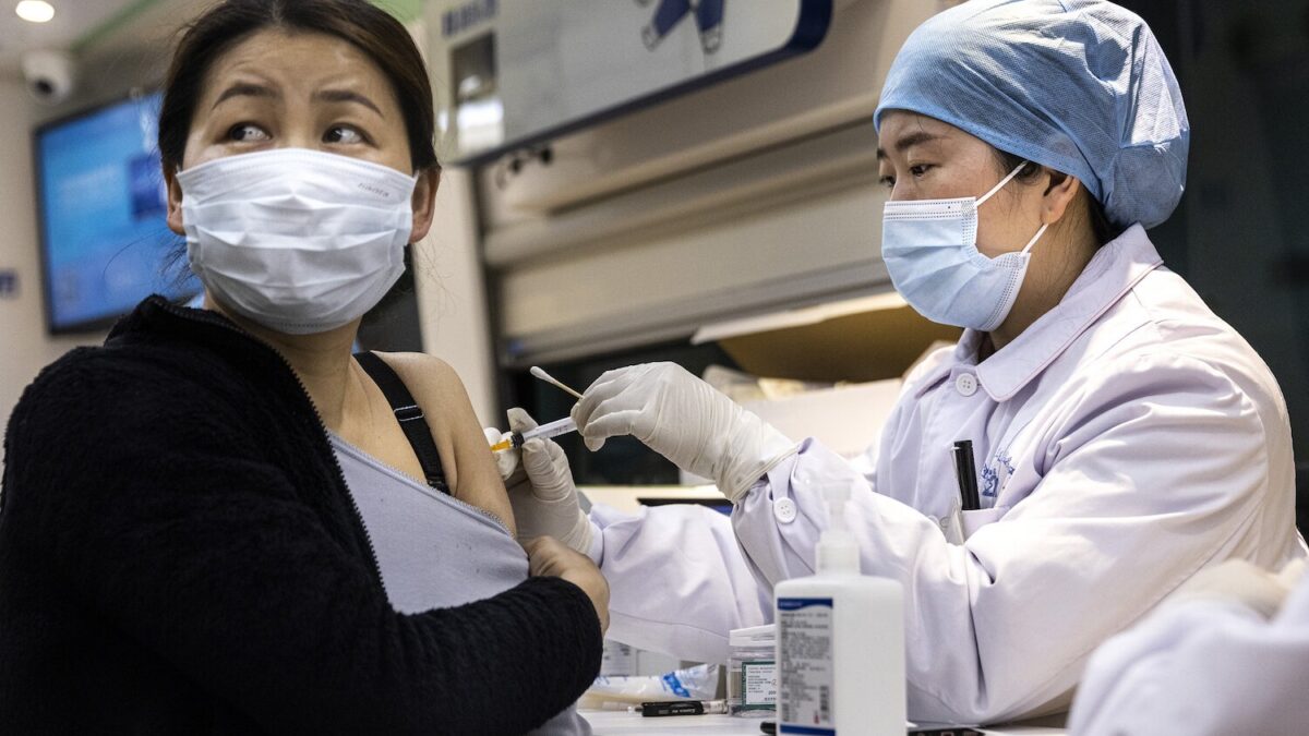 Quanto sono efficaci i vaccini anti-COVID prodotti in Cina?