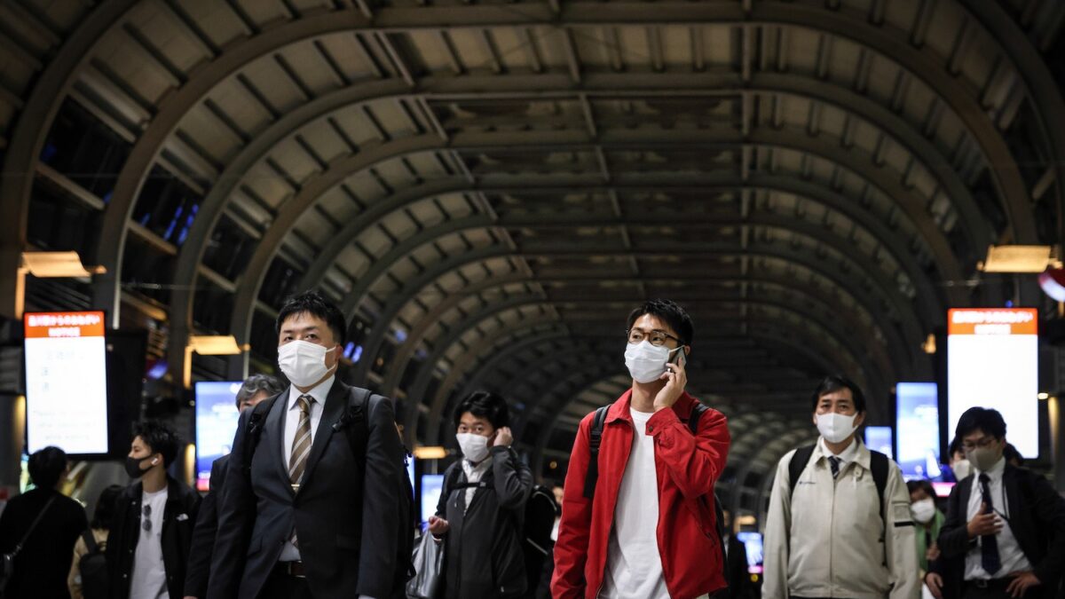 Cosa sappiamo della variante giapponese del virus SARS-CoV-2?