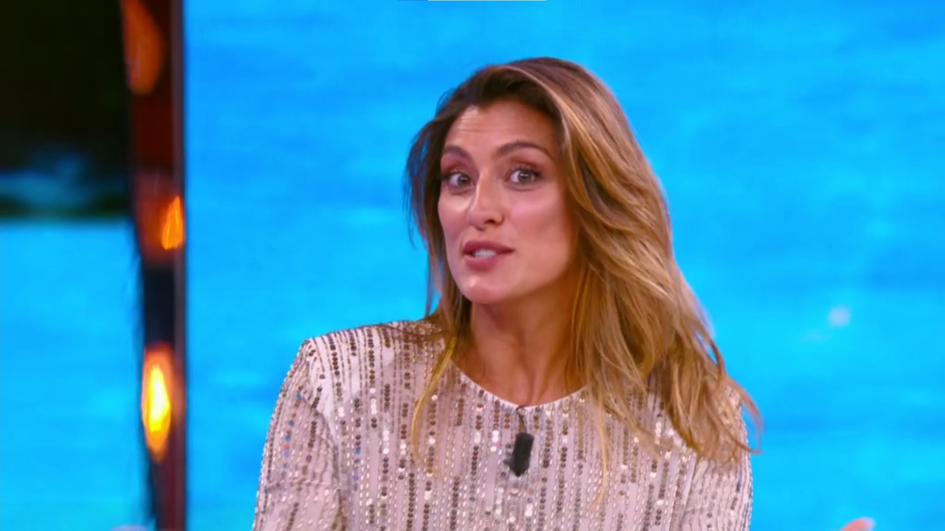 Elisa Isoardi parla della sua esperienza a L’Isola dei Famosi: “La proposta di partecipare mi è arrivata dopo l’intervista a Verissimo”