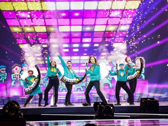 Eurovision 2021, Islanda in gara con il video delle prove: positivo un membro dei Daði & Gagnamagnið
