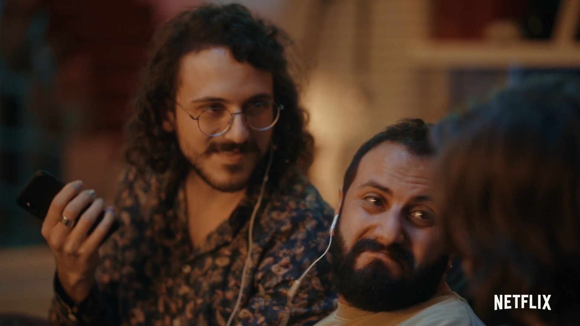 Generazione 56K, Come Mai degli 883 accompagna il trailer della serie Netflix con (parte) dei The Jackal