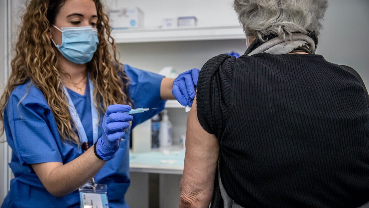 Vaccini, superata quota 1 miliardo di somministrazioni