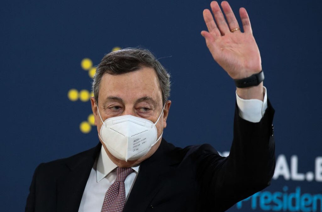 Draghi: positivi i dati sul Covid, ma aperture graduali
