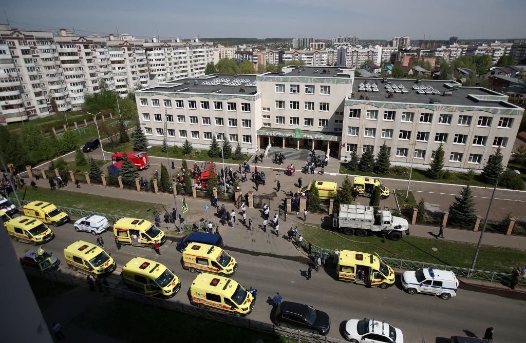 Russia, sparatoria in una scuola a Kazan: 11 morti