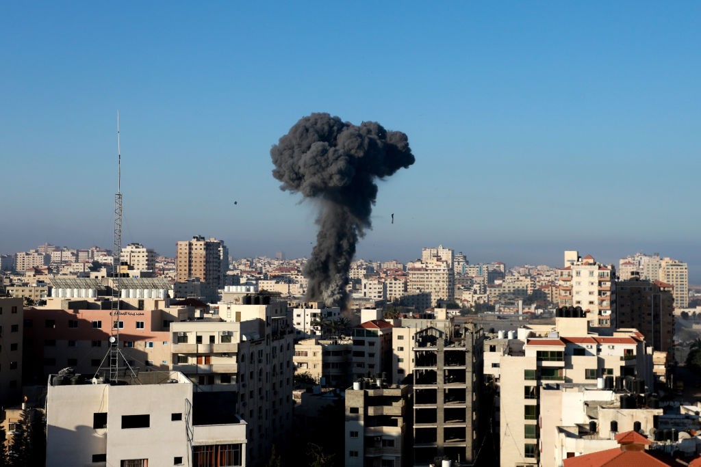 Inferno su Gaza, strage di donne e bambini