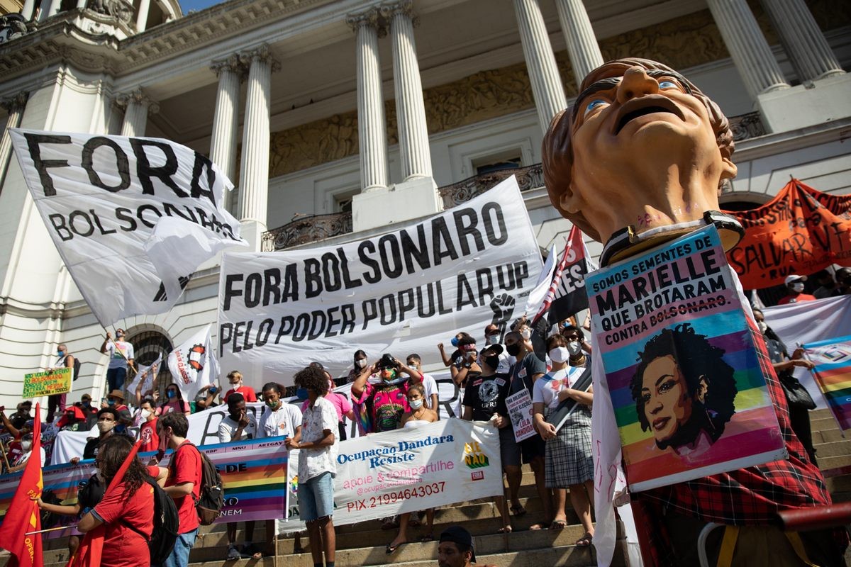 Brasile: terza ondata del virus, cittadini in piazza contro Bolsonaro