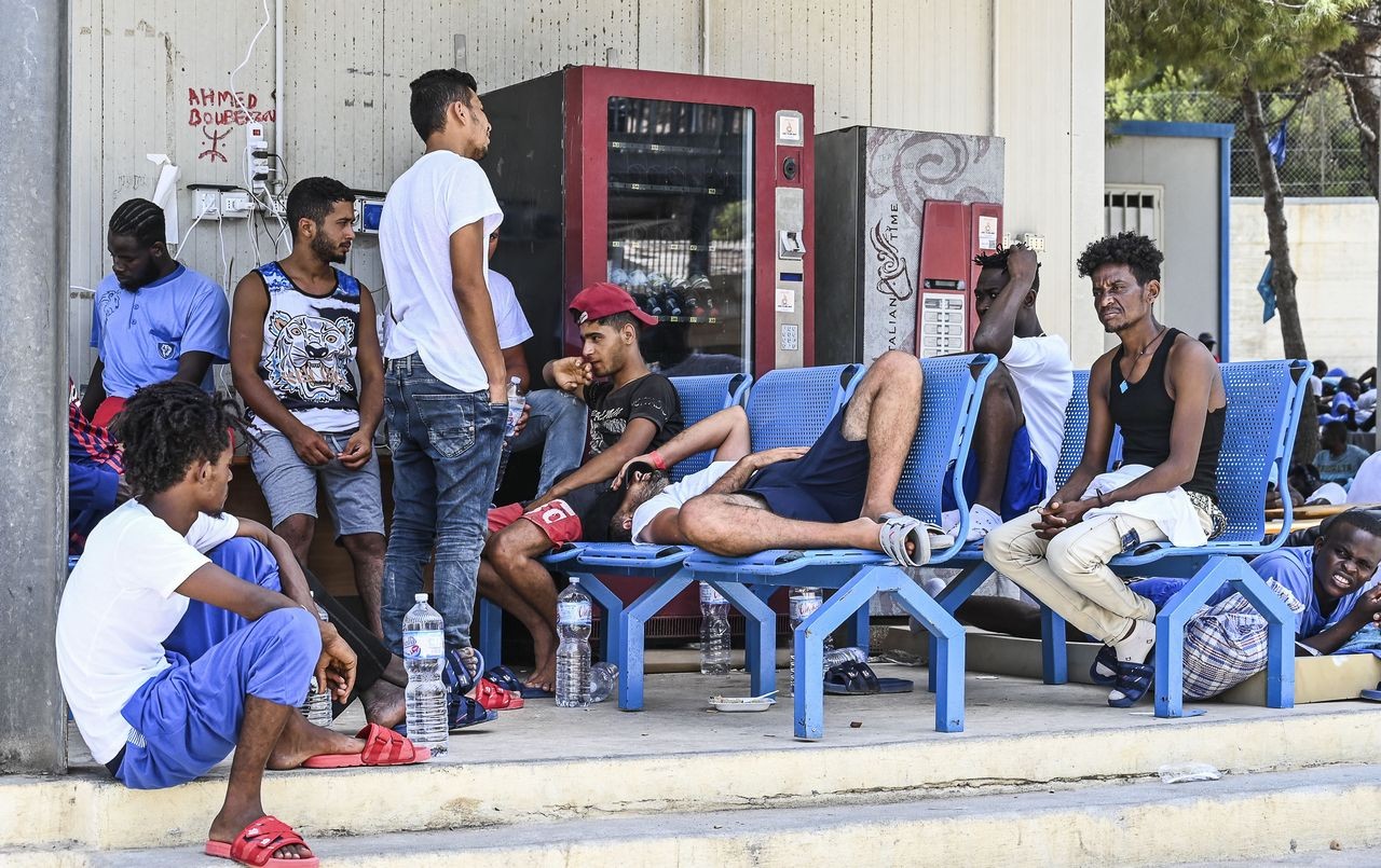 Perché sono aumentati gli sbarchi di migranti