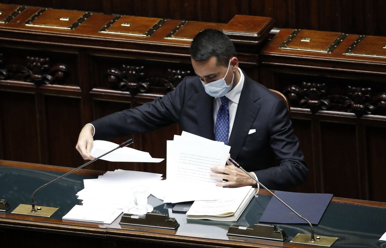 Di Maio e le storiche scuse a Uggetti