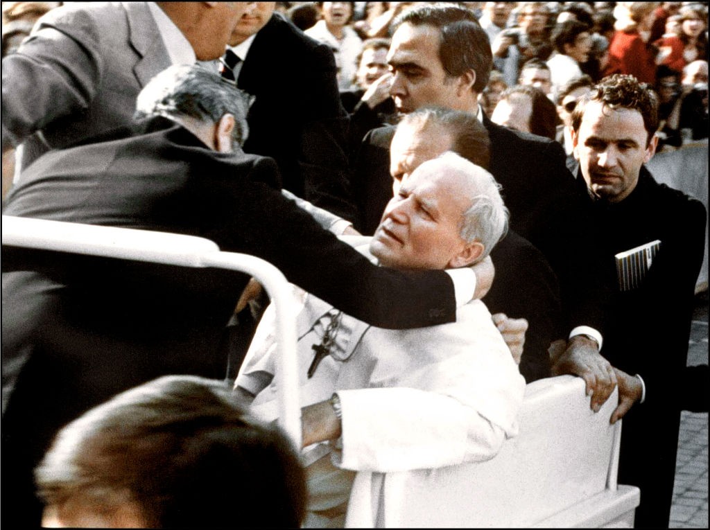 Giovanni Paolo II, la Rai ricorda l’attentato al Papa 40 anni dopo