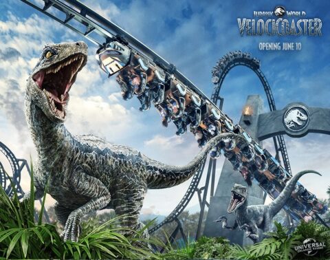 Jurassic World trailer e clip della nuova attrazione VelociCoaster
