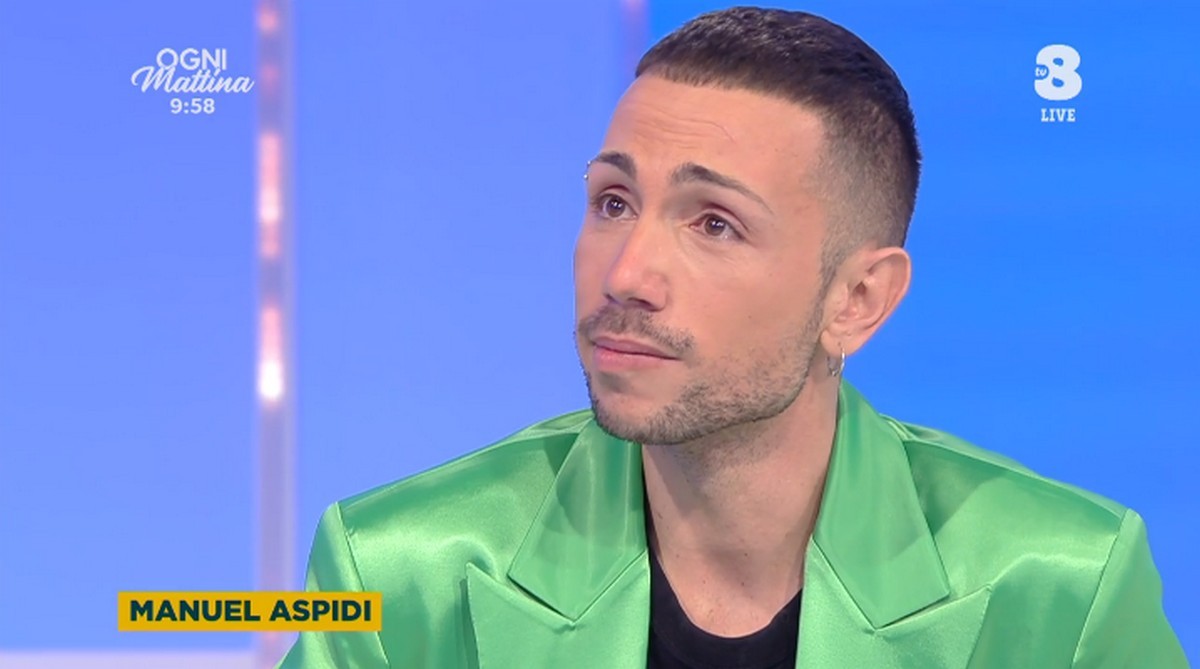 Manuel Aspidi (ex Amici) fa coming out a Ogni mattina: “Sono gay” (VIDEO)