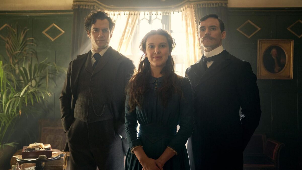 Millie Bobby Brown e Henry Cavill in Enola Holmes 2, è ufficiale