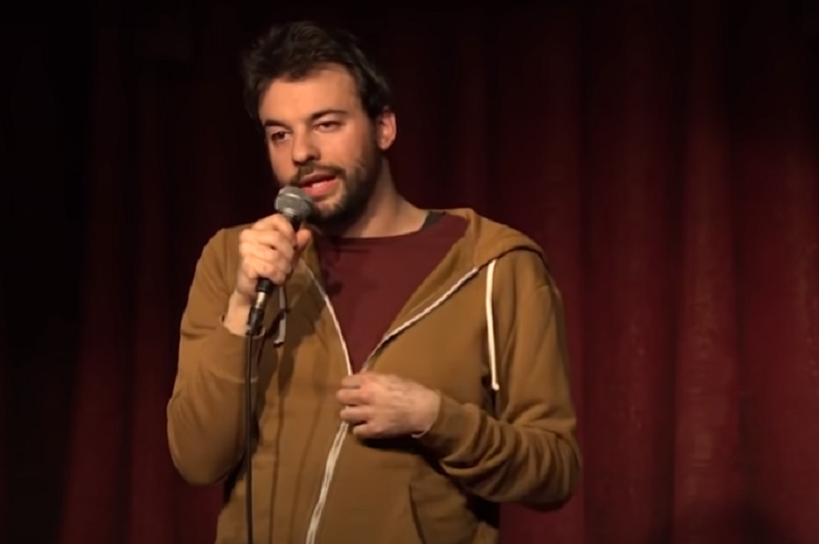 Pio e Amedeo, il monologo di Stefano Rapone: “Ecco come sconfiggerebbero il razzismo” (video)