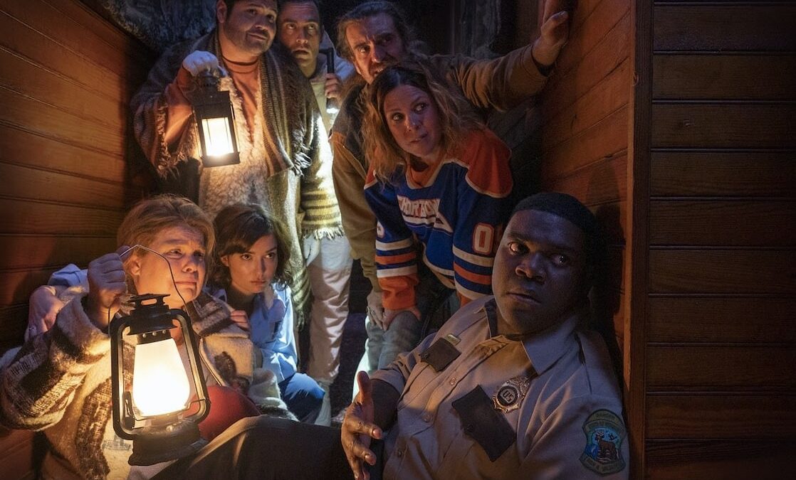 A cena con il lupo: trailer italiano della commedia horror Werewolves Within (in digitale dal 2 luglio)