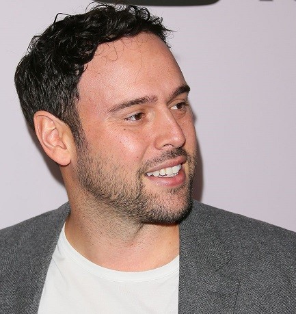 Scooter Braun respinge le accuse di Taylor Swift: “Mi dispiace e mi rattrista che abbia avuto quella reazione all’accordo”