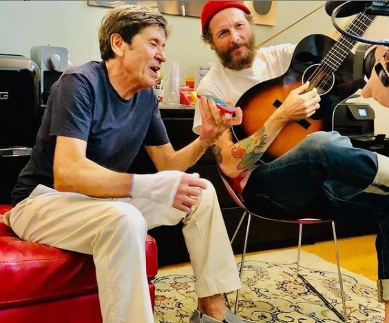 Gianni Morandi, L’allegria: “Un regalo sincero da parte di Jovanotti. Un simbolo della ripartenza, mi ha risvegliato anche fisicamente”