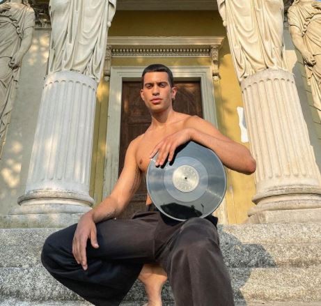 Kobra, Mahmood: ascolta la canzone (testo e video)