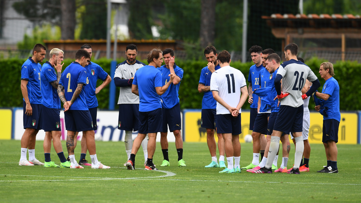 Sogno azzurro, da stasera su Rai1 la docu-serie sugli azzurri di Mancini alla vigilia degli Europei