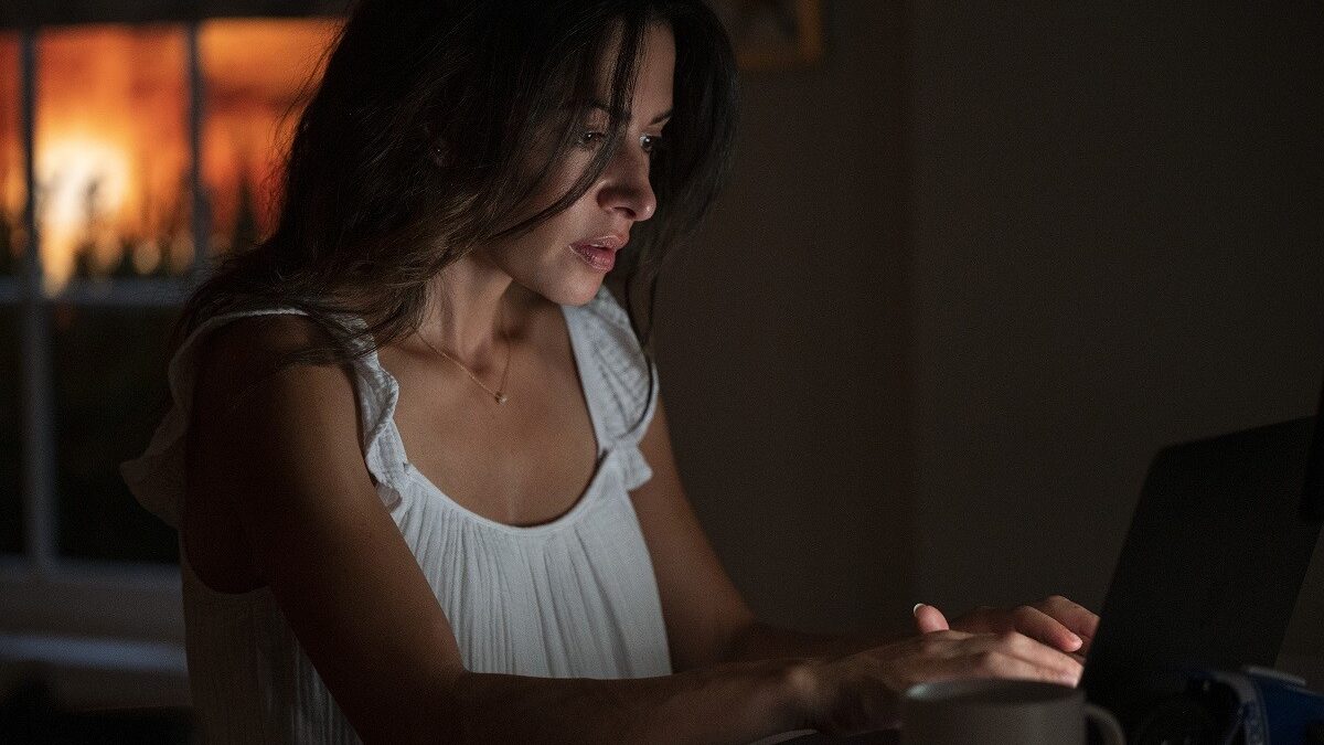 Sex/Life la nuova provocante serie tv Netflix sta scalando la Top Ten italiana