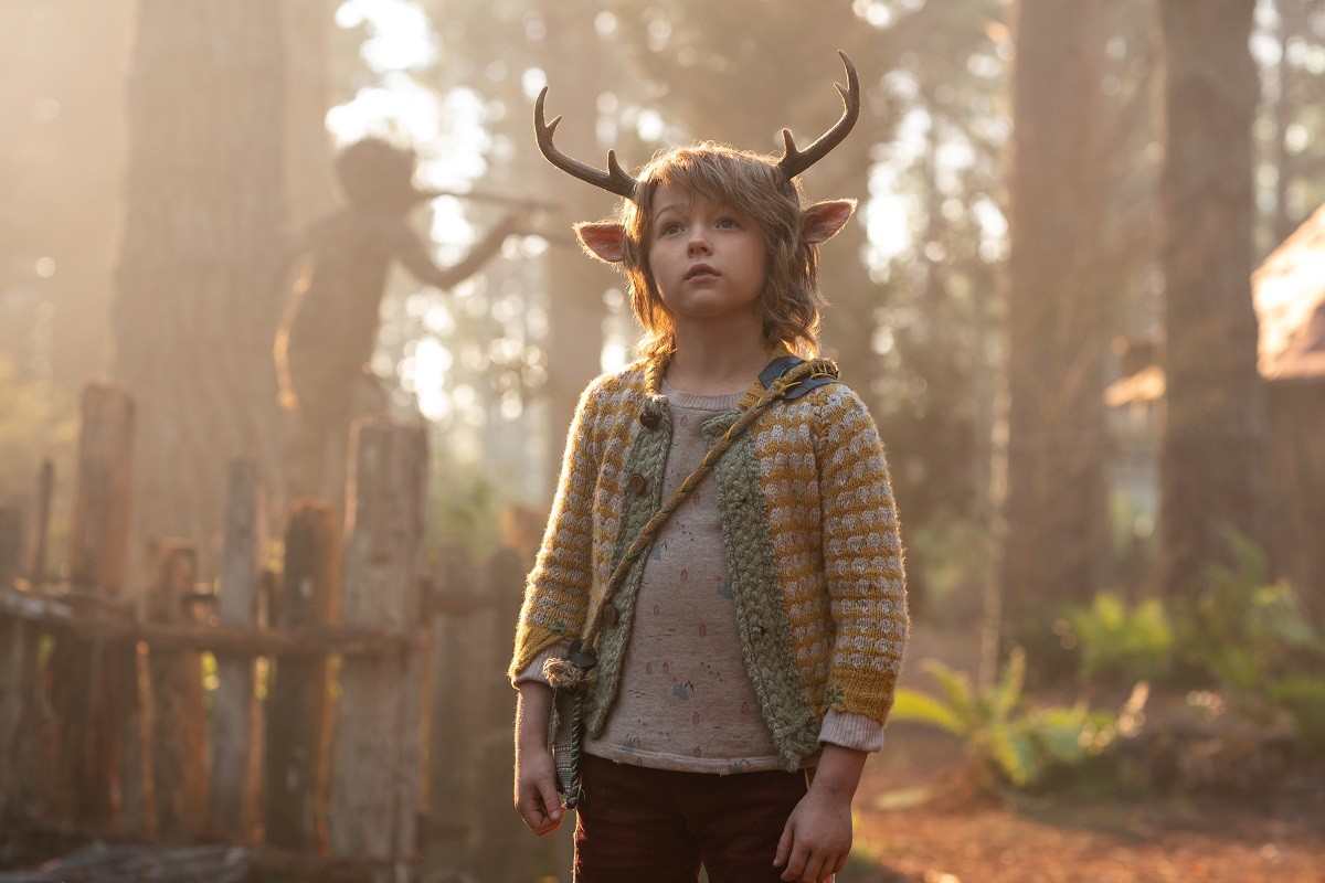 Sweet Tooth su Netflix la serie tv con il bambino cervo in un mondo distrutto dalla pandemia