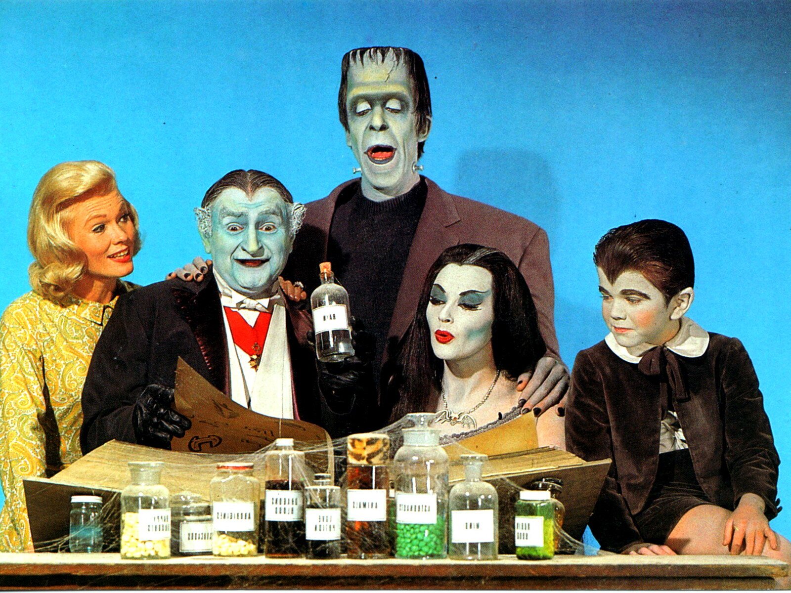 The Munsters: logo conferma film di Rob Zombie basato sulla serie tv “I Mostri”